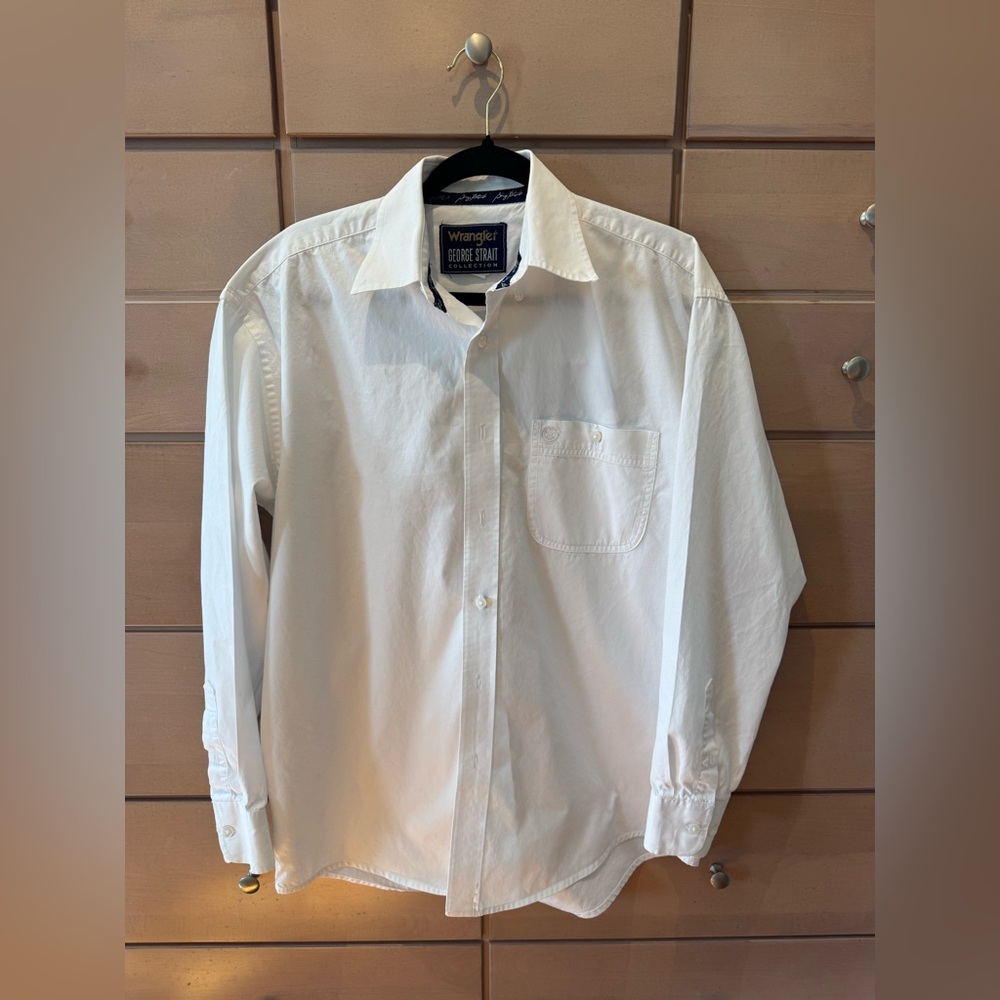 Wrangler Men's George Straight Classic Button Down Shirt Medium